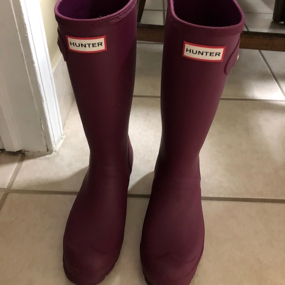 Eggplant Hunter boots!!